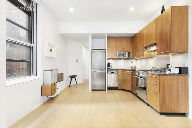 New York City Real Estate | View 9 Barrow Street, 3L | room 2 | View 3