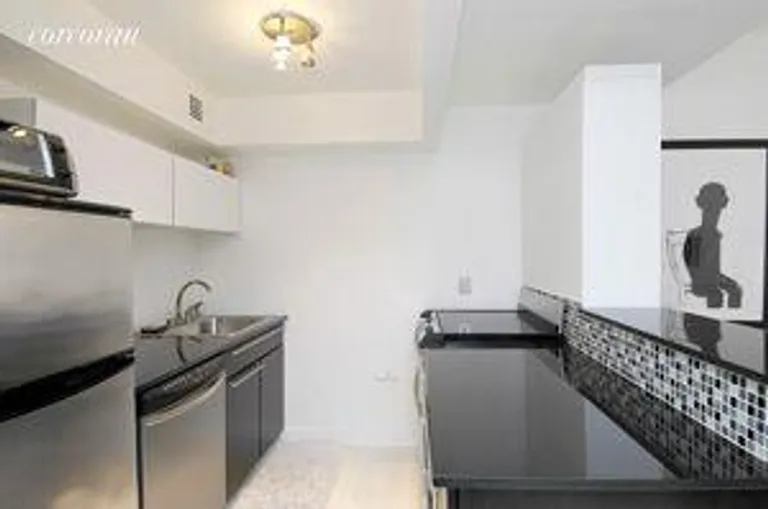 New York City Real Estate | View 211 Thompson Street, 3G | room 2 | View 3