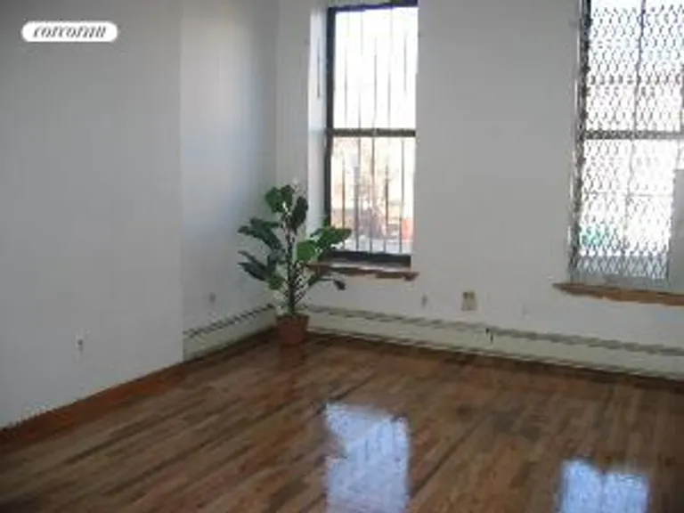 New York City Real Estate | View 435 Greene Avenue, 1 | room 1 | View 2