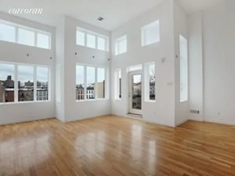 New York City Real Estate | View 802 Dekalb Avenue, D5 | 2 Baths | View 1