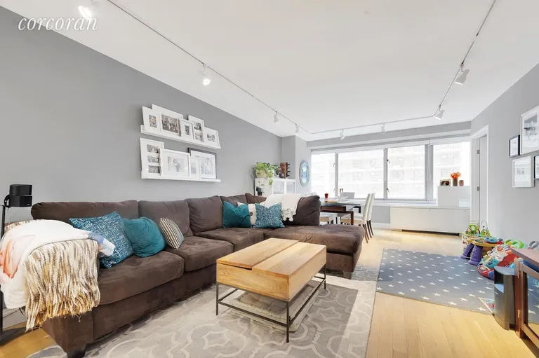 New York City Real Estate | View 315 West 70th Street, 4A | room 1 | View 2