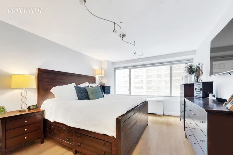 New York City Real Estate | View 315 West 70th Street, 4A | room 4 | View 5