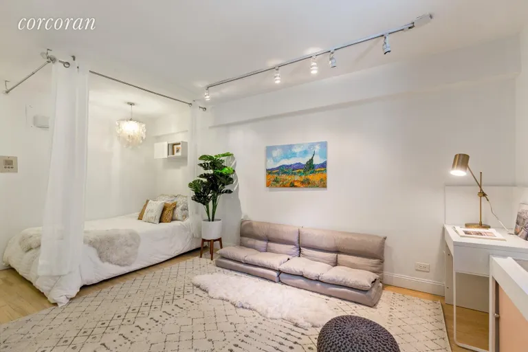 New York City Real Estate | View 342 East 53rd Street, 2BB | room 2 | View 3