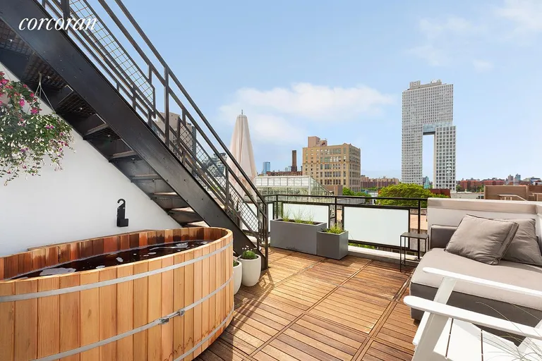 New York City Real Estate | View 257 Berry Street | Japanese Soaking Tub on Terrace off Master Bedroom | View 22