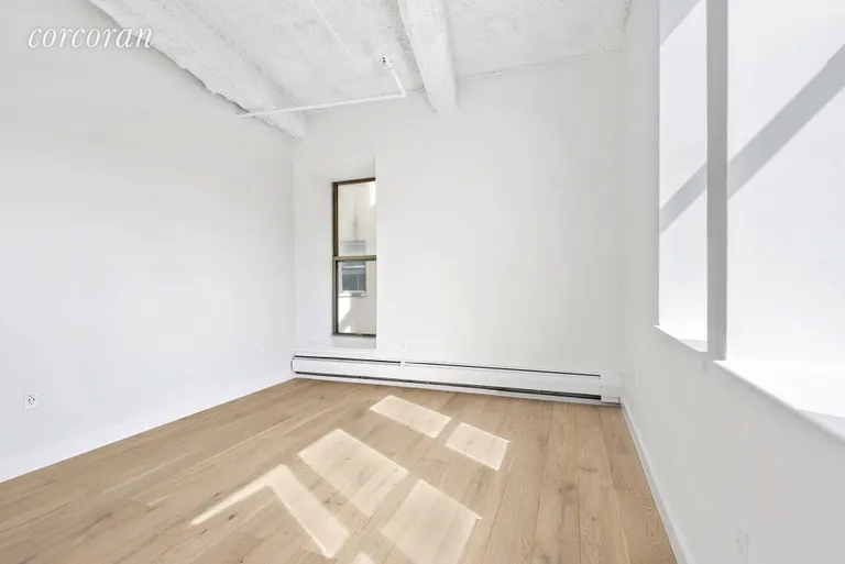 New York City Real Estate | View 275 Park Avenue, 2M | room 6 | View 7