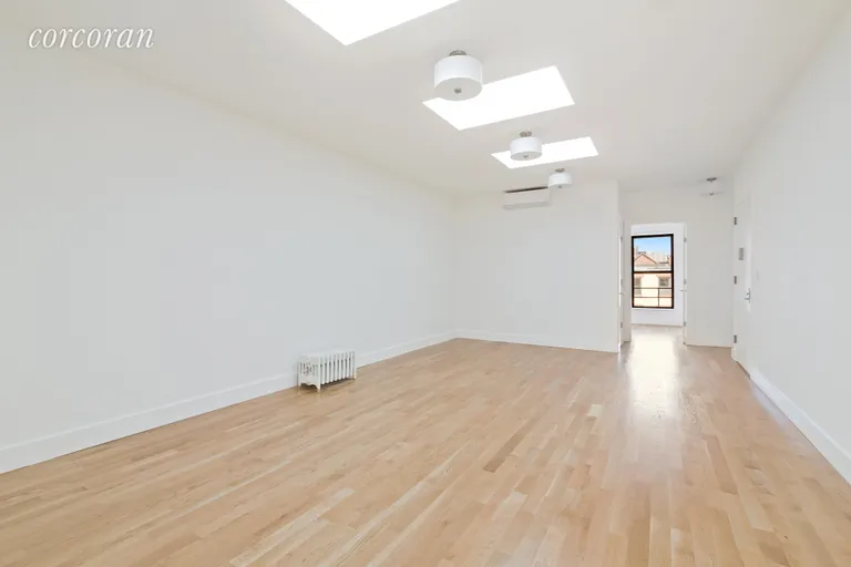 New York City Real Estate | View 221 Sackett Street, 4 | room 1 | View 2