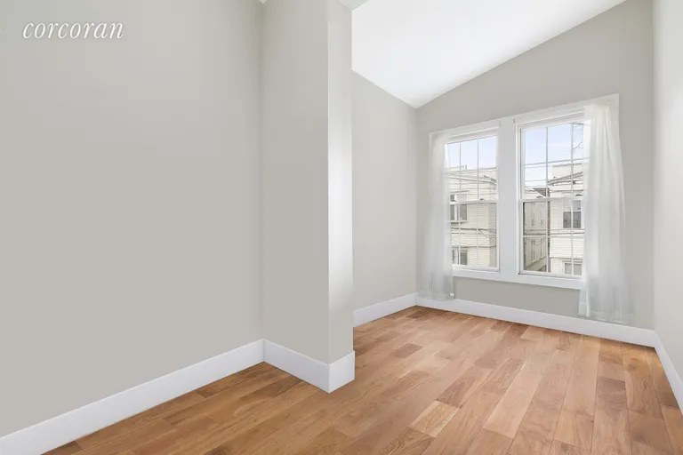 New York City Real Estate | View 8 Cypress Court, 2 | One of 3 super sunny bedrooms! | View 4