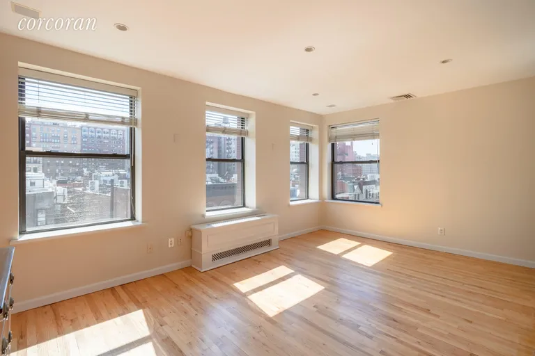 New York City Real Estate | View 101 West 81st Street, 605/705 | room 1 | View 2