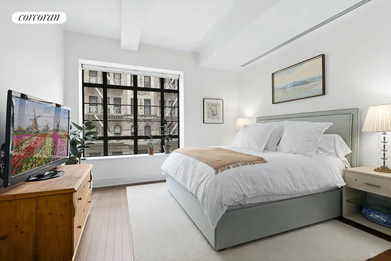 New York City Real Estate | View 140 West 12th Street, 201 | room 2 | View 3