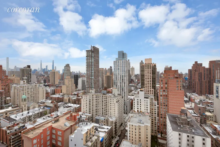 New York City Real Estate | View 1725 York Avenue, 32G | 1 Bath | View 1
