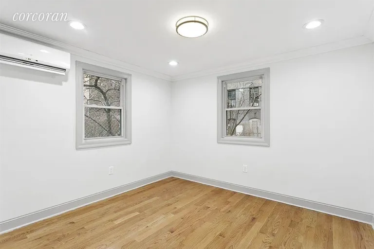 New York City Real Estate | View 196 Putnam Avenue, 1 | room 4 | View 5