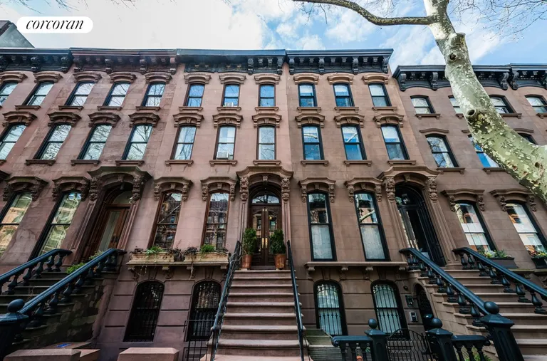 New York City Real Estate | View 28 South Portland Ave, 4 | 2 Beds, 1 Bath | View 1