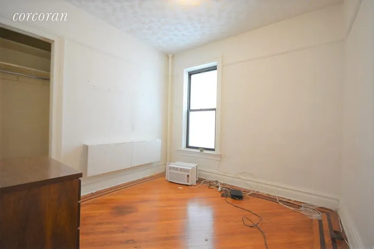 New York City Real Estate | View 2031 Bedford Avenue, 2R | room 3 | View 4