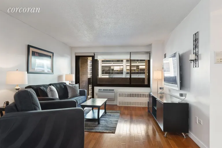 New York City Real Estate | View 333 Pearl Street, 9E | Living Room | View 3