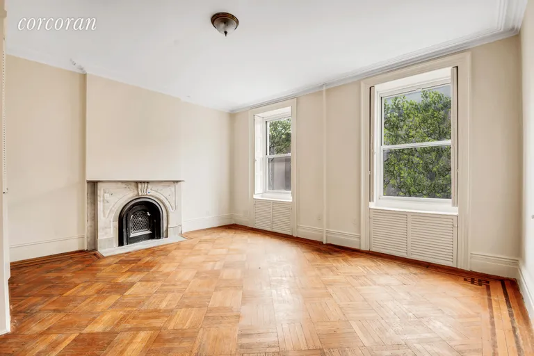 New York City Real Estate | View 167 State street, Parlor Triplex | Kingsize Bedroom with parquet floors | View 8