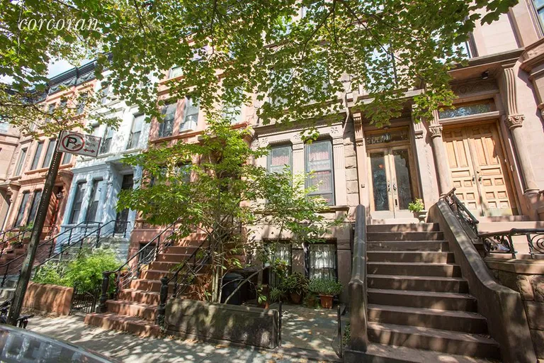 New York City Real Estate | View 227 Garfield Place, 2 | 4 Beds, 2 Baths | View 1