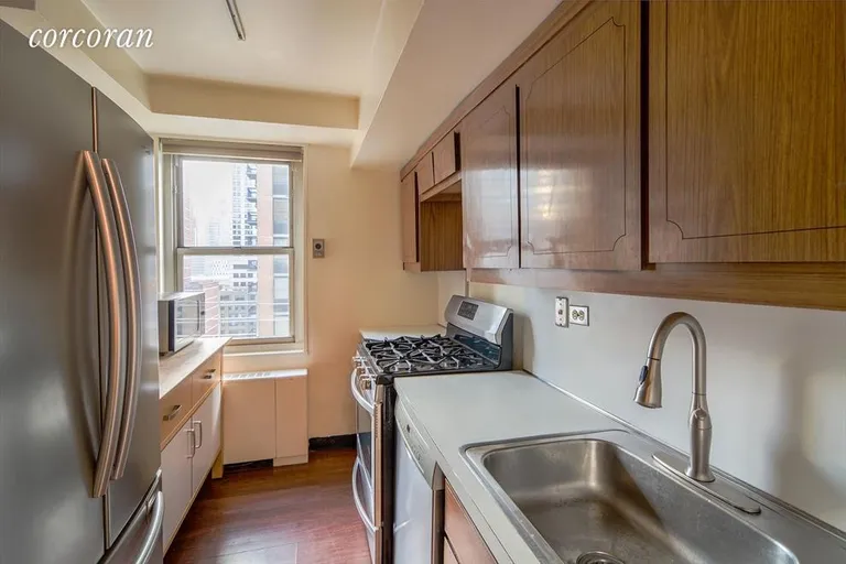 New York City Real Estate | View 155 West 68th Street, 1703 | room 2 | View 3
