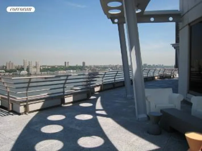New York City Real Estate | View 120 Riverside Boulevard, 12T | room 14 | View 15
