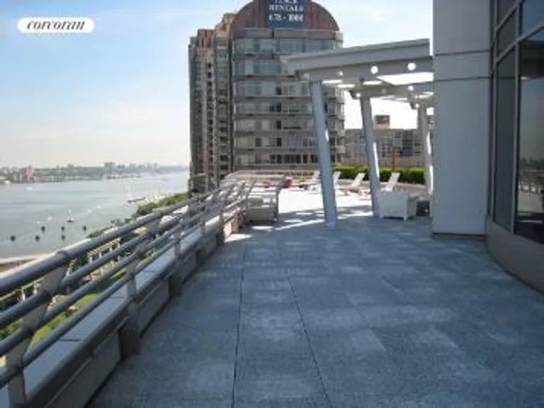 New York City Real Estate | View 120 Riverside Boulevard, 12T | room 15 | View 16