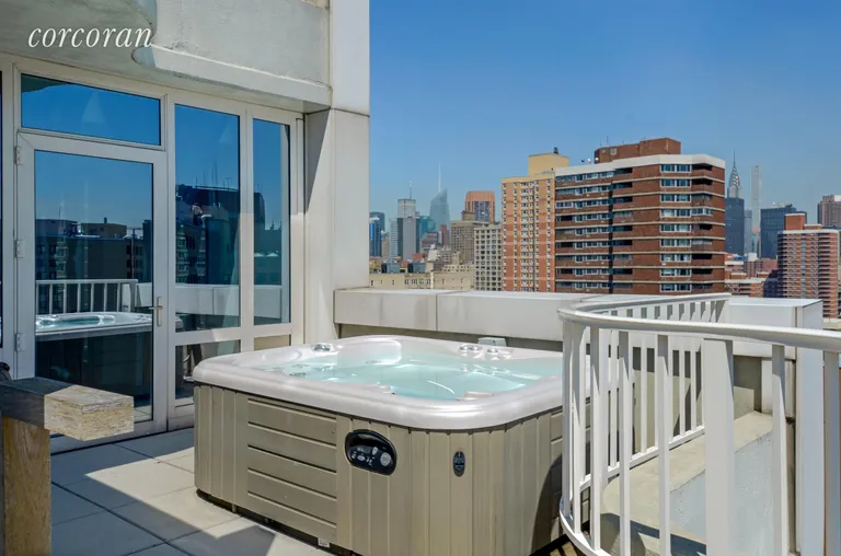 New York City Real Estate | View 340 East 23rd Street, PH3D | room 8 | View 9