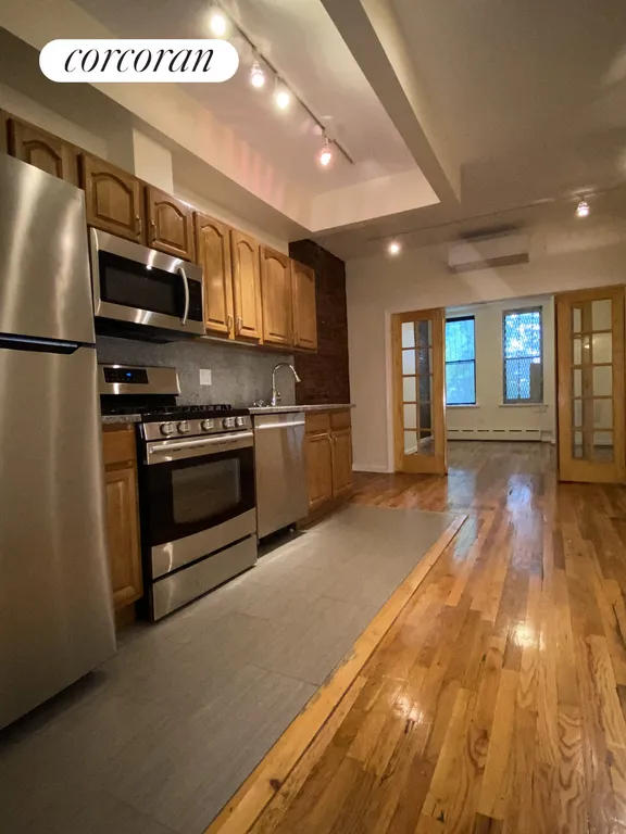 New York City Real Estate | View 806 Macon Street, 1E | room 5 | View 6