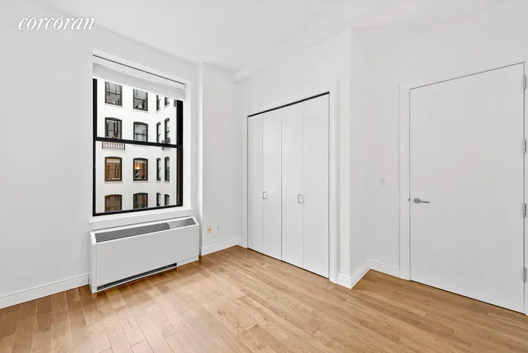 New York City Real Estate | View 225 Fifth Avenue, 8T | 1 | View 3
