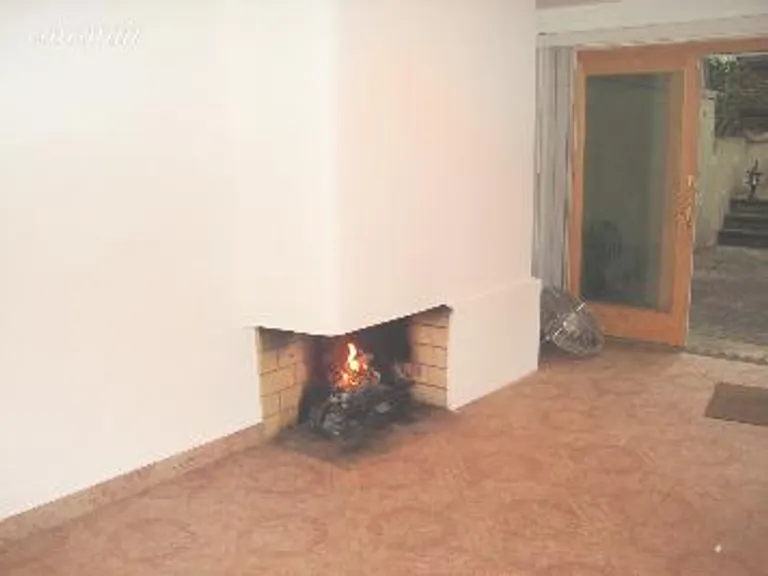 New York City Real Estate | View 223 East 48th Street, XX3 | Fireplace | View 9