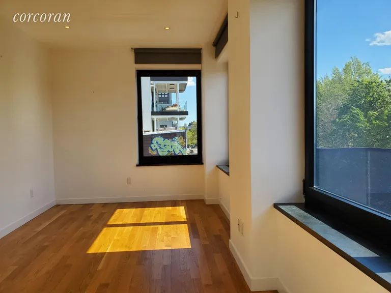 New York City Real Estate | View 906 Lorimer Street, 4A | room 2 | View 3