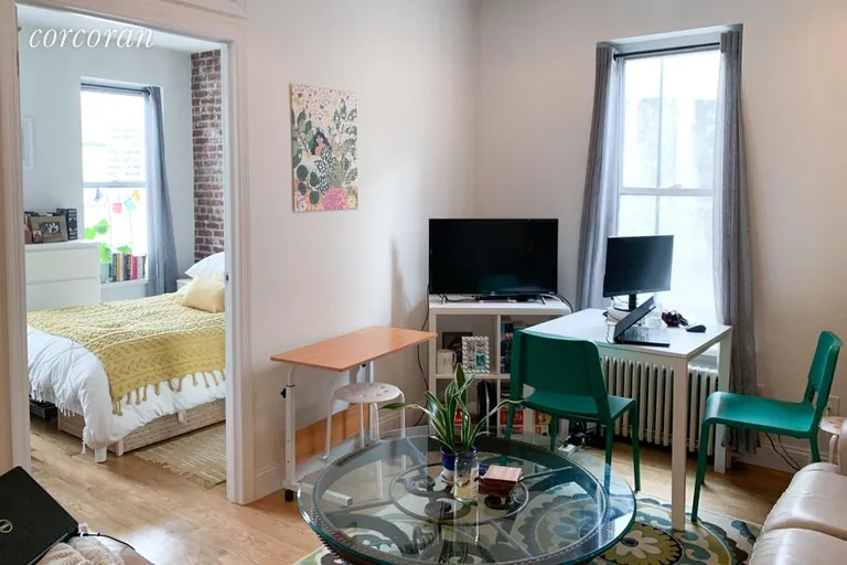 New York City Real Estate | View 57 West 106th Street, 6A | room 1 | View 2