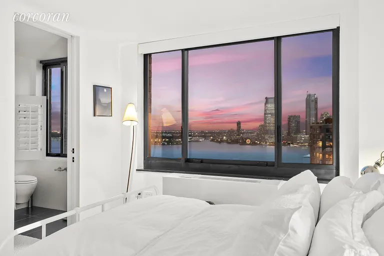 New York City Real Estate | View 200 Rector Place, 27E/F | room 9 | View 10