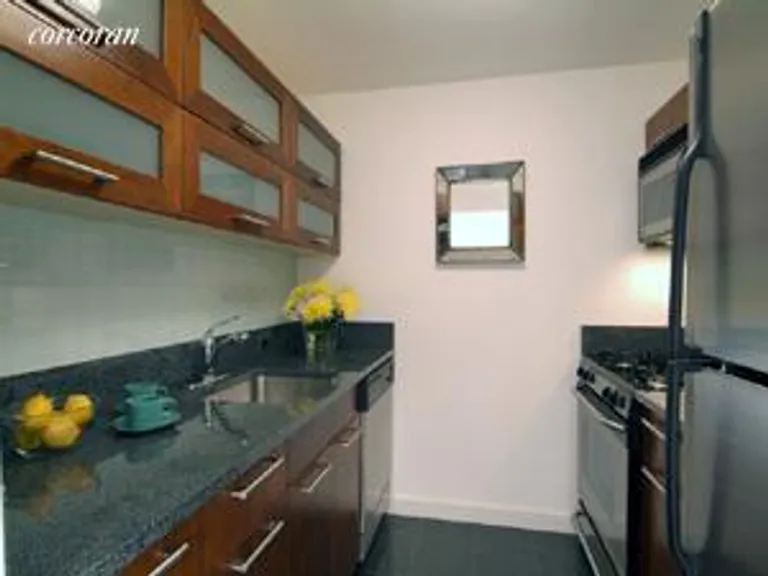 New York City Real Estate | View 121 East 23rd Street, 6F | room 1 | View 2