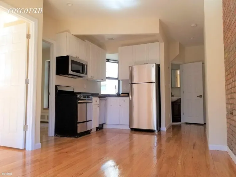 New York City Real Estate | View 22 Leroy Street, 20 | room 1 | View 2