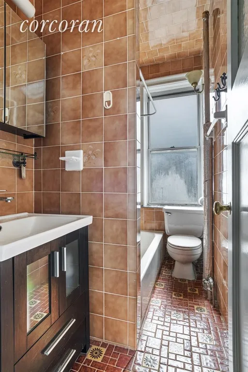 New York City Real Estate | View 705 41st Street, 19 | Bathroom | View 5