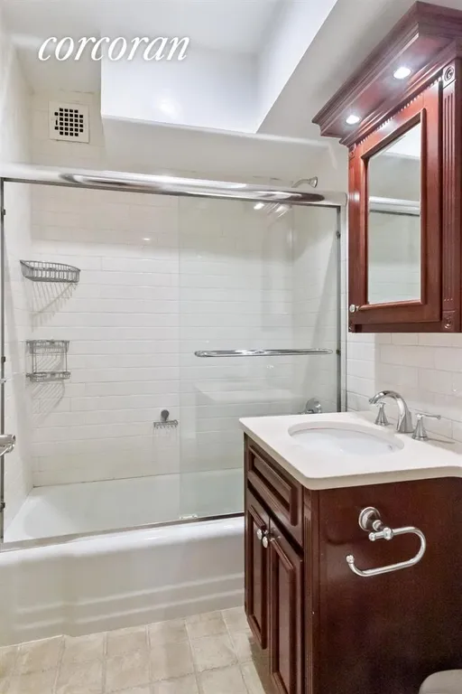 New York City Real Estate | View 25 West 13th Street, 1MS | Bathroom | View 9