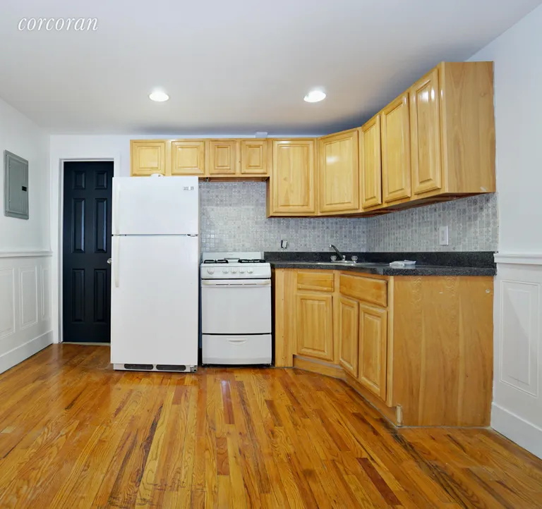 New York City Real Estate | View 832 Quincy Street, 1F | room 1 | View 2