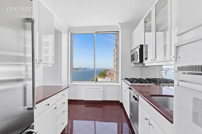 New York City Real Estate | View 200 Riverside Boulevard, 44B | room 2 | View 3