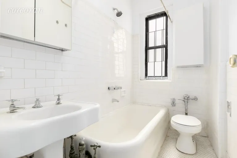 New York City Real Estate | View 120 Garfield Place, AC4 | room 3 | View 4