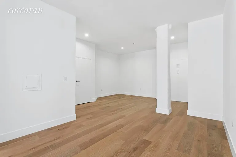New York City Real Estate | View 275 Park Avenue, 2J | room 2 | View 3