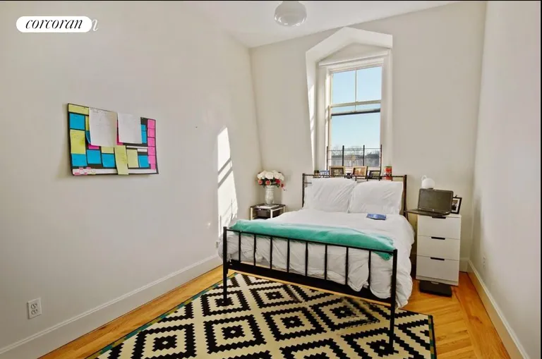 New York City Real Estate | View 41 Lincoln Place, UPPER TRIP | room 10 | View 11