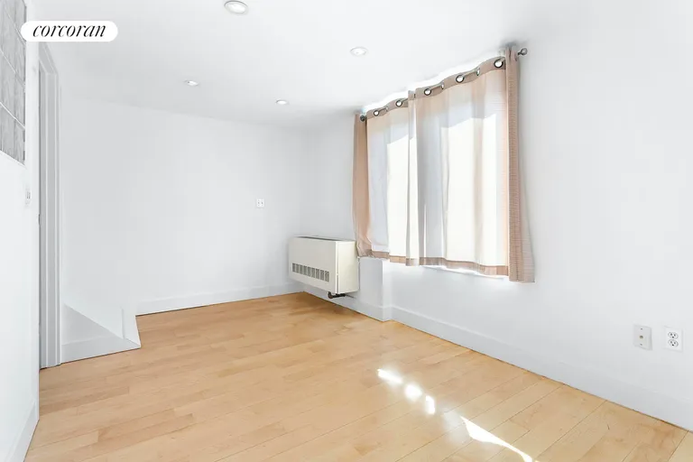 New York City Real Estate | View 242 South 1st Street, 4D | room 6 | View 7