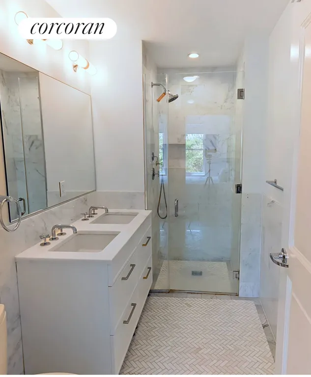New York City Real Estate | View 164 South Oxford Street, 3A | Master Bathroom | View 9