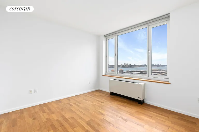New York City Real Estate | View 635 West 42nd Street, 19D | room 4 | View 5