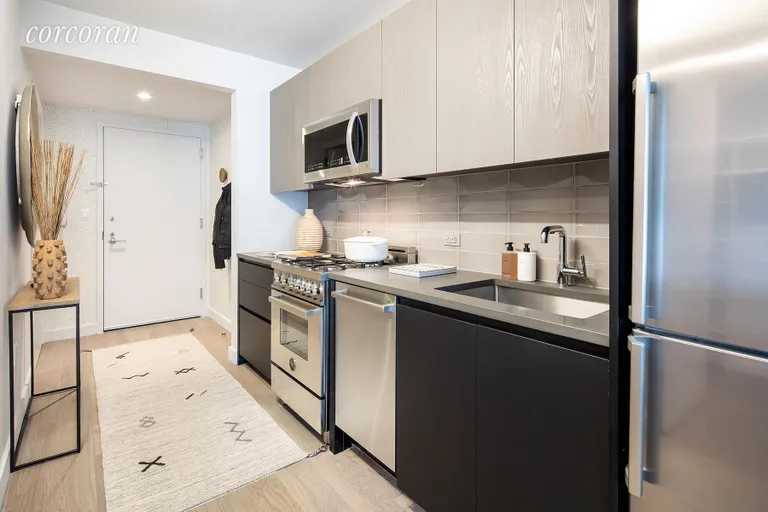 New York City Real Estate | View 420 Kent Avenue, 1622S | room 1 | View 2