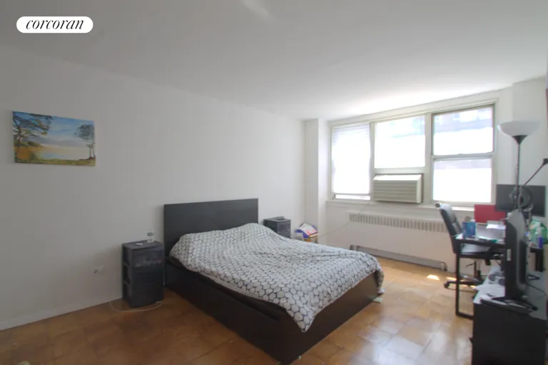 New York City Real Estate | View 240 East 35th Street, 5H | room 3 | View 4