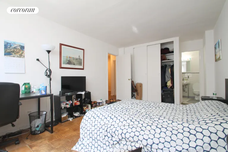 New York City Real Estate | View 240 East 35th Street, 5H | room 5 | View 6