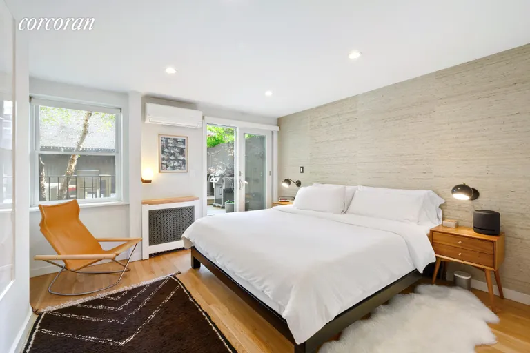 New York City Real Estate | View 154 Lafayette Avenue, 1 | room 7 | View 8