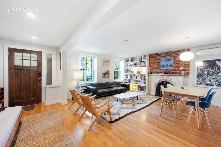 New York City Real Estate | View 154 Lafayette Avenue, 1 | room 4 | View 5