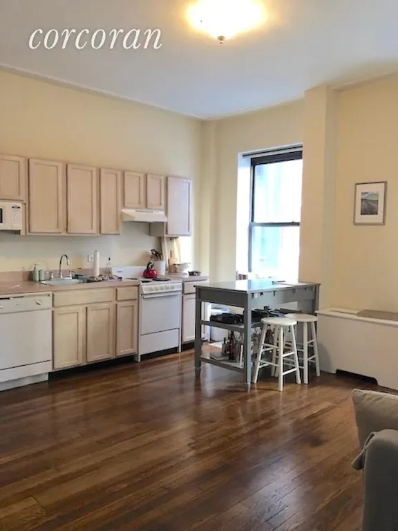 New York City Real Estate | View 2350 Broadway, 501A | 1 Bed, 1 Bath | View 1