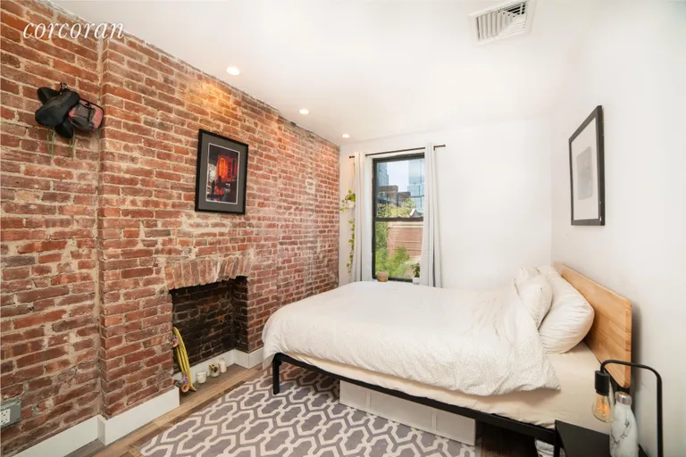 New York City Real Estate | View 425 Wythe Avenue, 4 | 4 Beds, 1 Bath | View 1