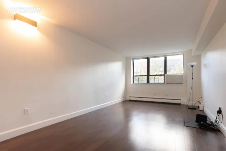 New York City Real Estate | View 220 Manhattan Avenue, 4-T | 2 Beds, 1 Bath | View 1